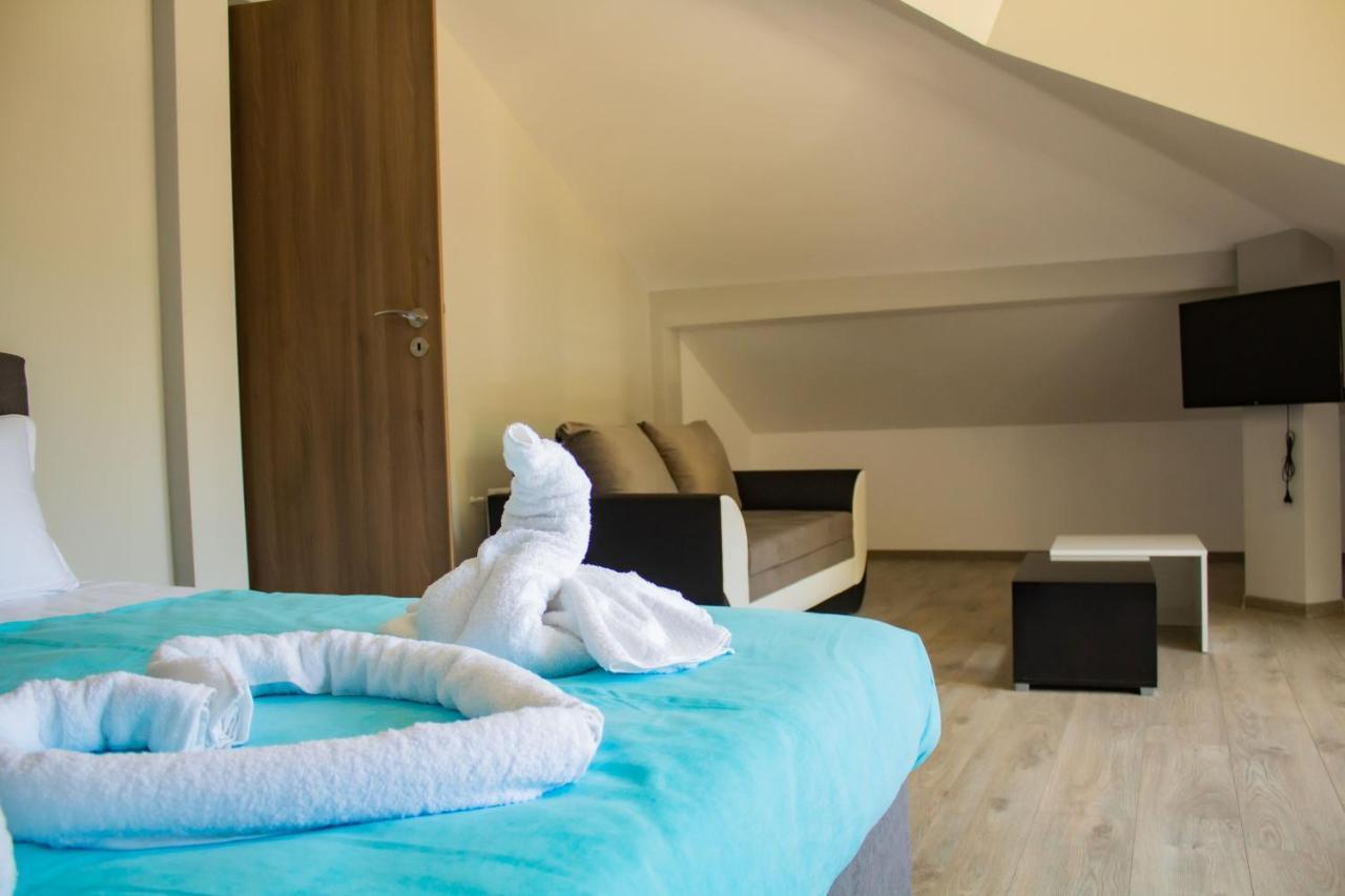 Guesthouse The Rock Sapareva Banya ภายนอก รูปภาพ