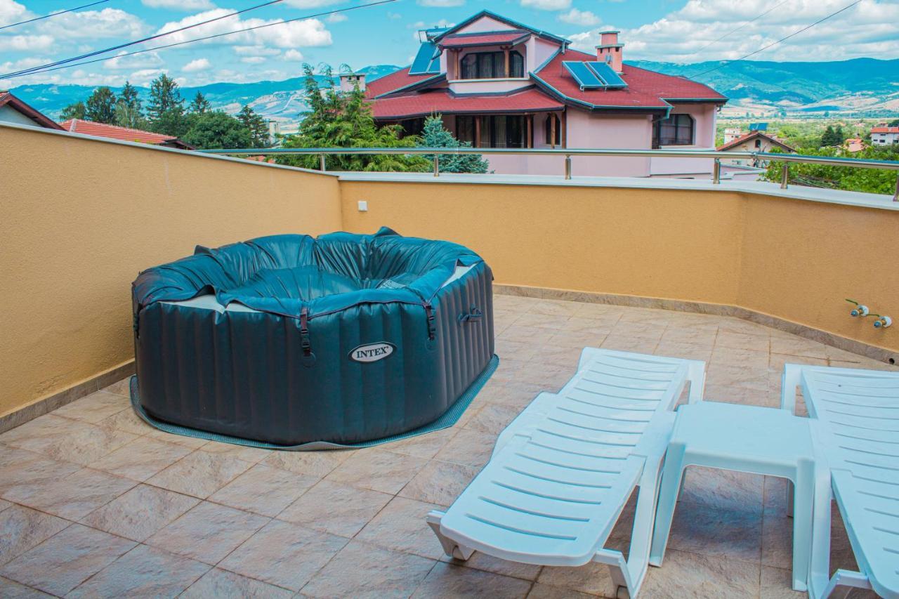 Guesthouse The Rock Sapareva Banya ภายนอก รูปภาพ
