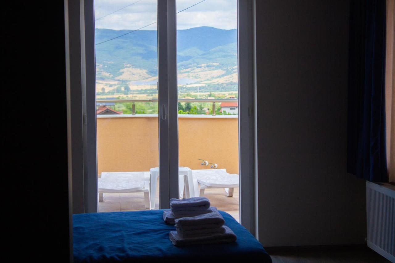 Guesthouse The Rock Sapareva Banya ภายนอก รูปภาพ